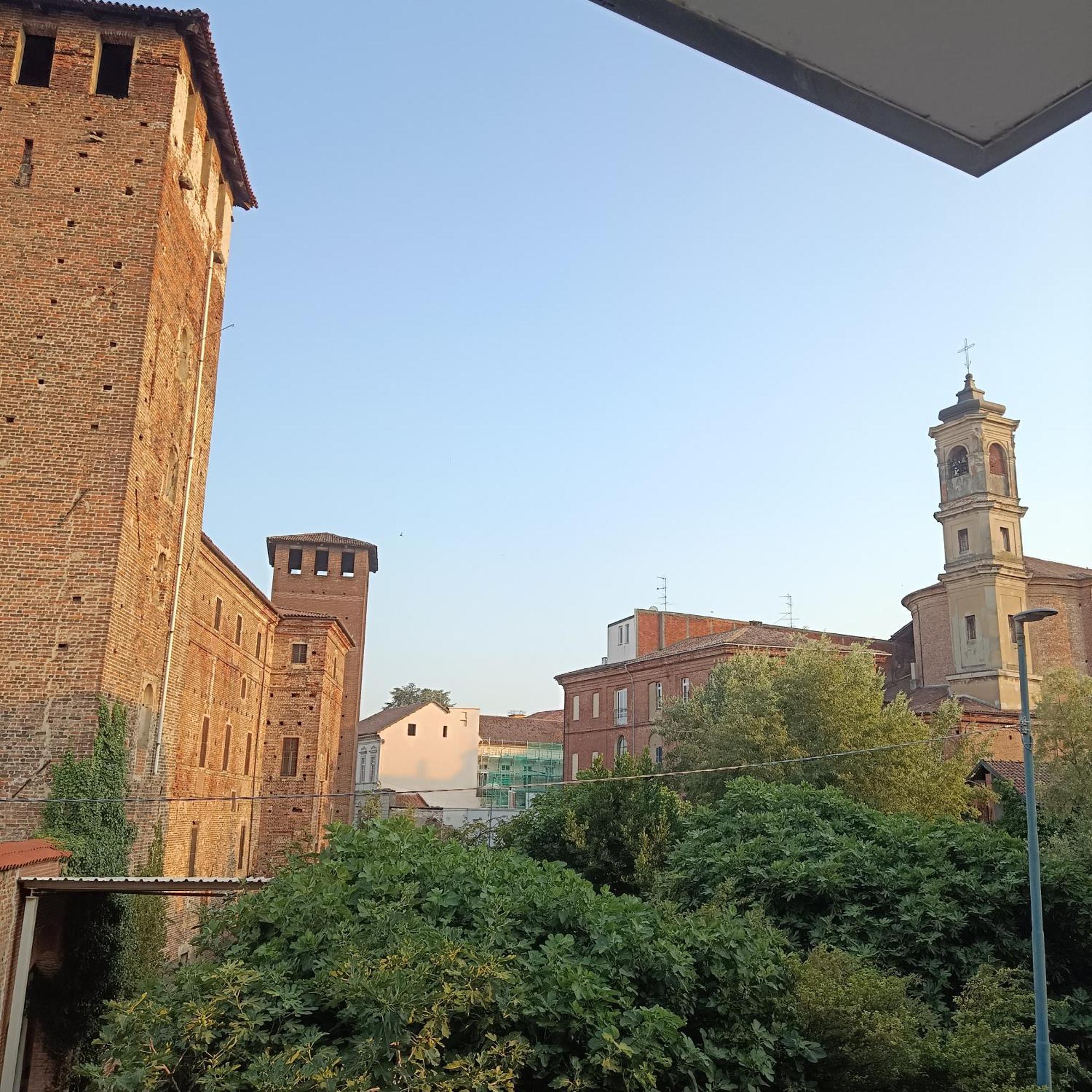Appartamento Conte Verde Vercelli Bagian luar foto